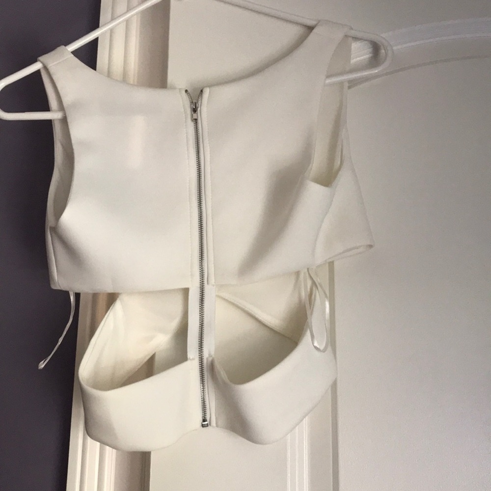 Crop top - Picture 2 of 2